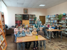 Сквозь века дошли до нас «Веди», «Буки», «Аз». Сквозь века дошли до нас «Веди», «Буки», «Аз».